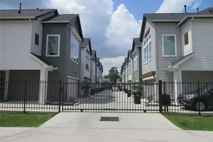 814 Thornton Rd, Houston, TX 77018 - Photo 16