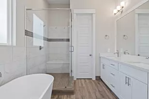 814 Thornton Rd, Houston, TX 77018 - Photo 10