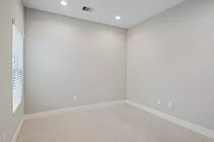 814 Thornton Rd, Houston, TX 77018 - Photo 6