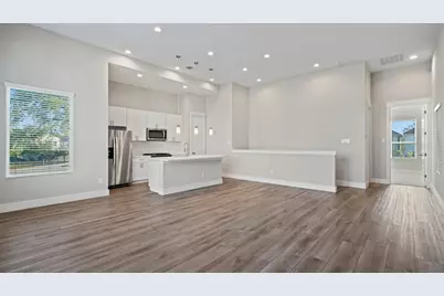 814 Thornton Road #F, Houston, TX 77018 - Photo 2