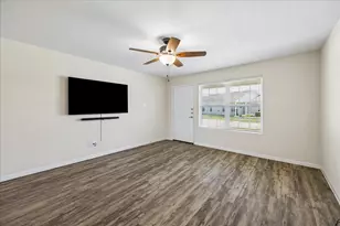 10122 Cobbler Ln, Tomball, TX 77375 - Photo 4