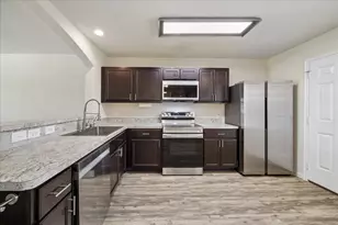 10122 Cobbler Ln, Tomball, TX 77375 - Photo 12