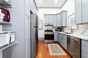 1611 19th St, Galveston, TX 77550 - Photo 12