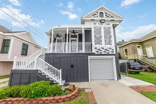 1611 19th St, Galveston, TX 77550 - Photo 1