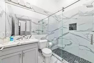 1611 19th St, Galveston, TX 77550 - Photo 26