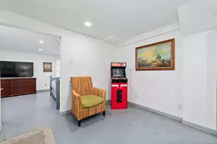 1611 19th St, Galveston, TX 77550 - Photo 20