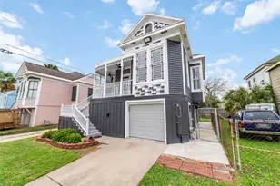 1611 19th St, Galveston, TX 77550 - Photo 2