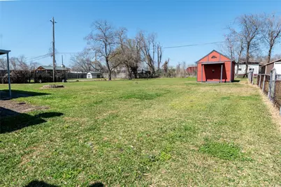 2319 Goldenrod Street, Highlands, TX 77562 - Photo 26