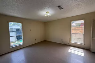 427 22nd Ave N, Texas City, TX 77590 - Photo 16