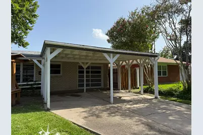 427 22nd Avenue N, Texas City, TX 77590 - Photo 4