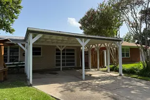 427 22nd Ave N, Texas City, TX 77590 - Photo 4