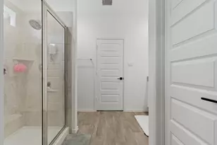 2215 Laurel Bloom Ln, Sealy, TX 77474 - Photo 24