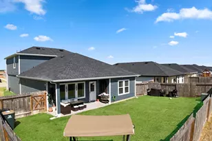 2215 Laurel Bloom Ln, Sealy, TX 77474 - Photo 38