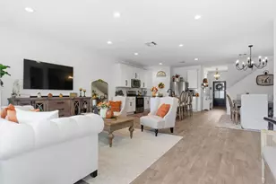 2215 Laurel Bloom Ln, Sealy, TX 77474 - Photo 18