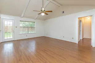 2623 Longleaf Pines Dr, Houston, TX 77339 - Photo 6