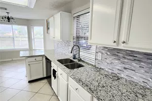 14335 Berrington Dr, Houston, TX 77083 - Photo 4