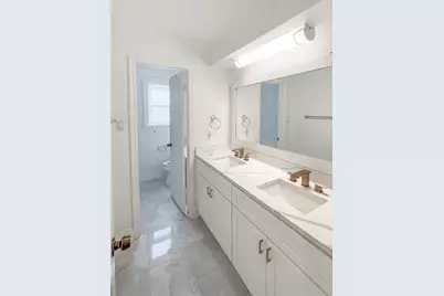 13234 Holston Hills Drive, Houston, TX 77069 - Photo 8