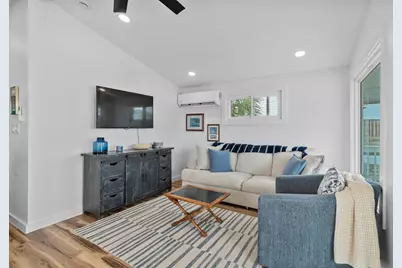 16708 Cabeza De Vaca, Jamaica Beach, TX 77554 - Photo 10