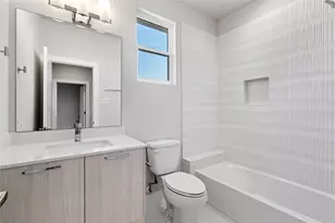 1702 Bringhurst St, Houston, TX 77020 - Photo 24