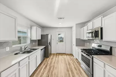 18776 Faustina Way, New Caney, TX 77357 - Photo 6