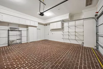 1 Pine Briar Circle, Houston, TX 77056 - Photo 32