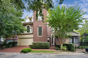 1 Pine Briar Cir, Houston, TX 77056 - Photo 36