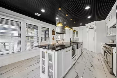 1624 Heights Boulevard, Houston, TX 77008 - Photo 16