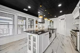 1624 Heights Blvd, Houston, TX 77008 - Photo 16