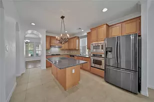 78 W Shale Creek Cir, The Woodlands, TX 77382 - Photo 12