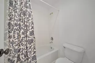 78 W Shale Creek Cir, The Woodlands, TX 77382 - Photo 38