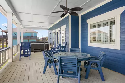 973 Kenlyn Drive, Crystal Beach, TX 77650 - Photo 8