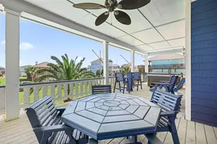 973 Kenlyn Dr, Crystal Beach, TX 77650 - Photo 10