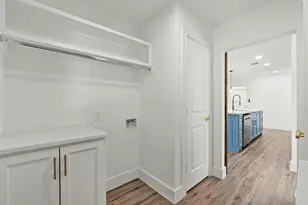 126 Daisy St, Lake Jackson, TX 77566 - Photo 12