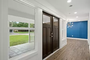 126 Daisy St, Lake Jackson, TX 77566 - Photo 4