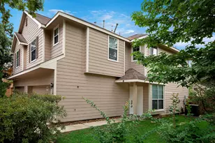 247 W Stedhill Loop, The Woodlands, TX 77384 - Photo 2