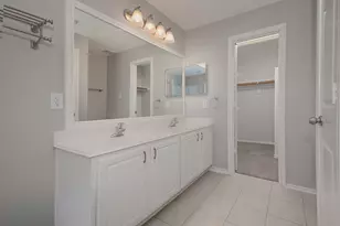 247 W Stedhill Loop, The Woodlands, TX 77384 - Photo 16
