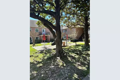 2711 Briarhurst Drive #3, Houston, TX 77057 - Photo 4