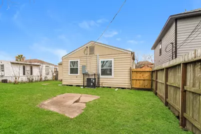 616 Center Street, Pasadena, TX 77506 - Photo 12