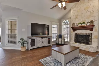 105 Paint Brush Street, Lake Jackson, TX 77566 - Photo 10