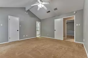 107 Velda Rose Ln, Conroe, TX 77304 - Photo 16