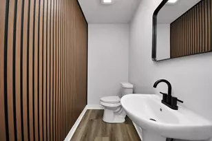 4311 Goldfinch St, Houston, TX 77035 - Photo 36