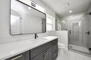 4311 Goldfinch St, Houston, TX 77035 - Photo 28