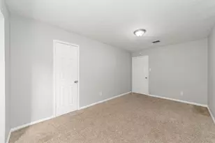 10946 Gulf Valley St, Houston, TX 77075 - Photo 30