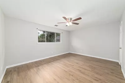 10946 Gulf Valley Street, Houston, TX 77075 - Photo 22