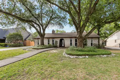 4019 Long Grove Drive, Taylor Lake Village, TX 77586 - Photo 1