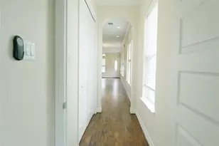 1013 10th St, Galveston, TX 77550 - Photo 12