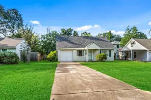 1034 Lamonte Ln, Houston, TX 77018 - Photo 2