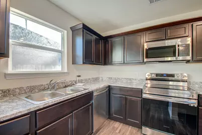 6202 N Wayside Drive, Houston, TX 77028 - Photo 14