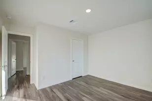 6202 N Wayside Dr, Houston, TX 77028 - Photo 4