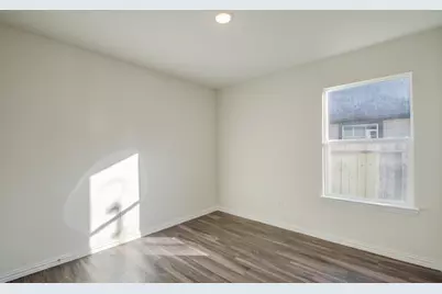 6202 N Wayside Drive, Houston, TX 77028 - Photo 6